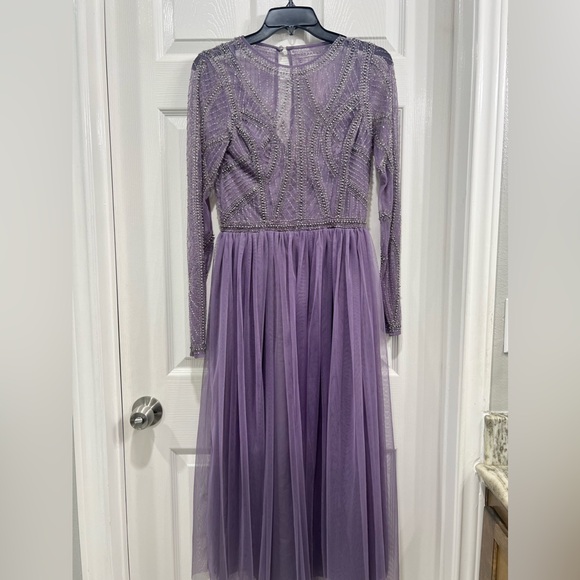 ASOS DESIGN Petite embellished bodice maxi dress with tulle skirt in lilac - Picture 8 of 8